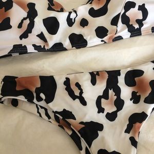 Off the shoulder Cheetah Print Bikini